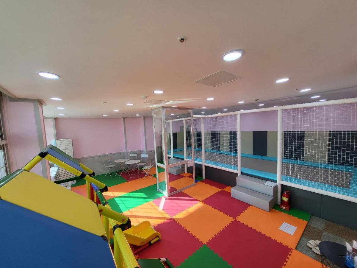 Home Fourest Resort Geoje Εξωτερικό φωτογραφία