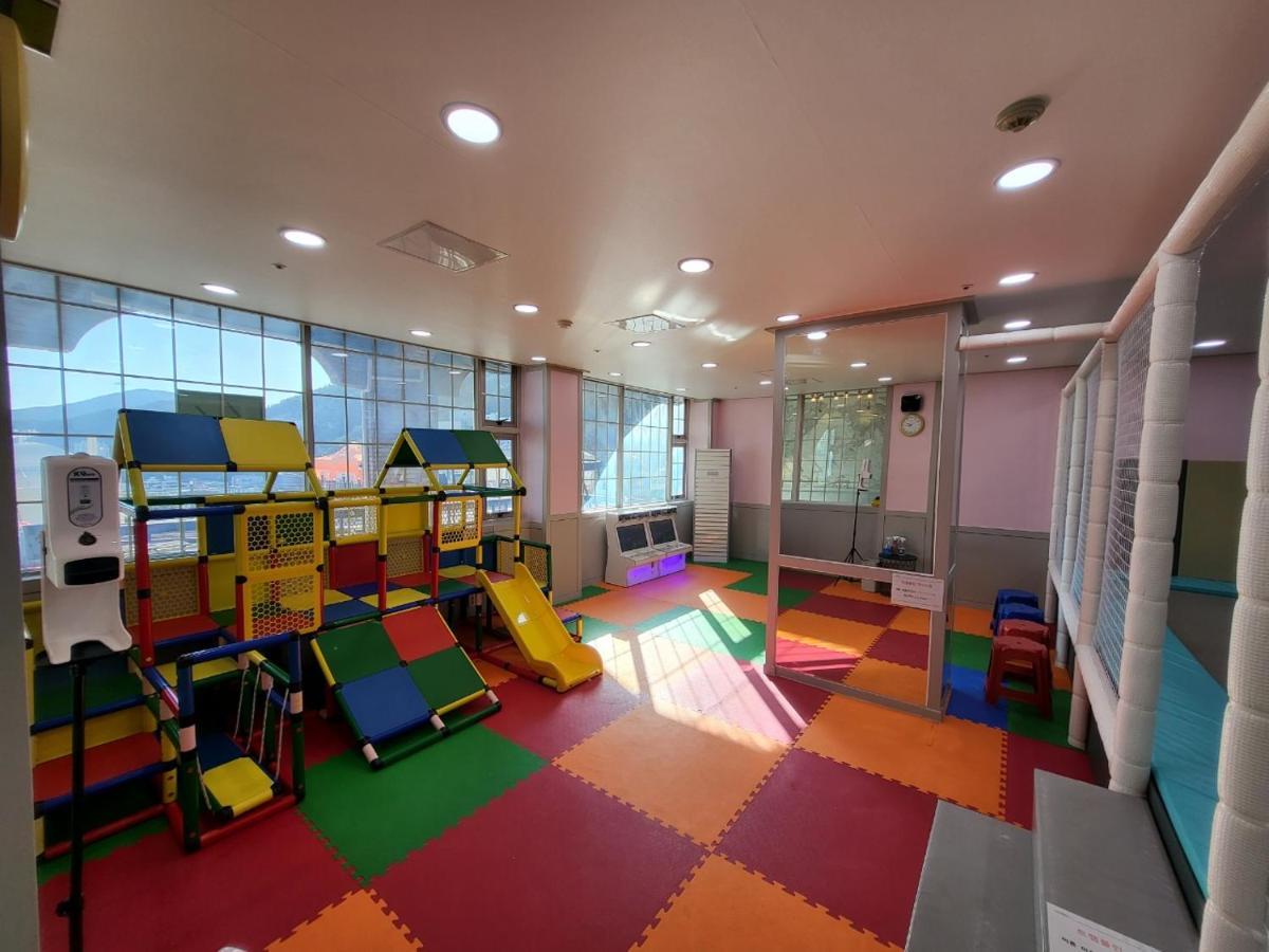 Home Fourest Resort Geoje Εξωτερικό φωτογραφία