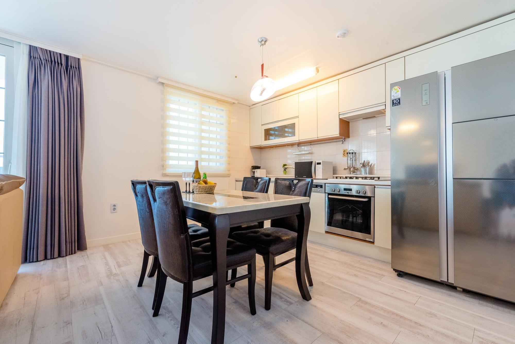 Home Fourest Resort Geoje Εξωτερικό φωτογραφία