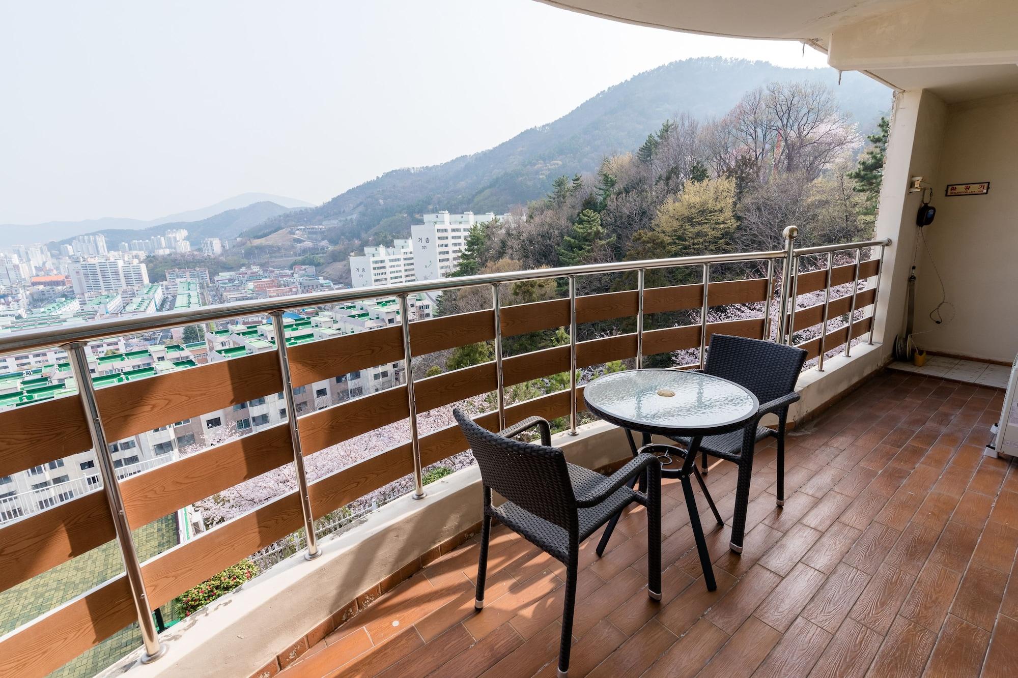 Home Fourest Resort Geoje Εξωτερικό φωτογραφία