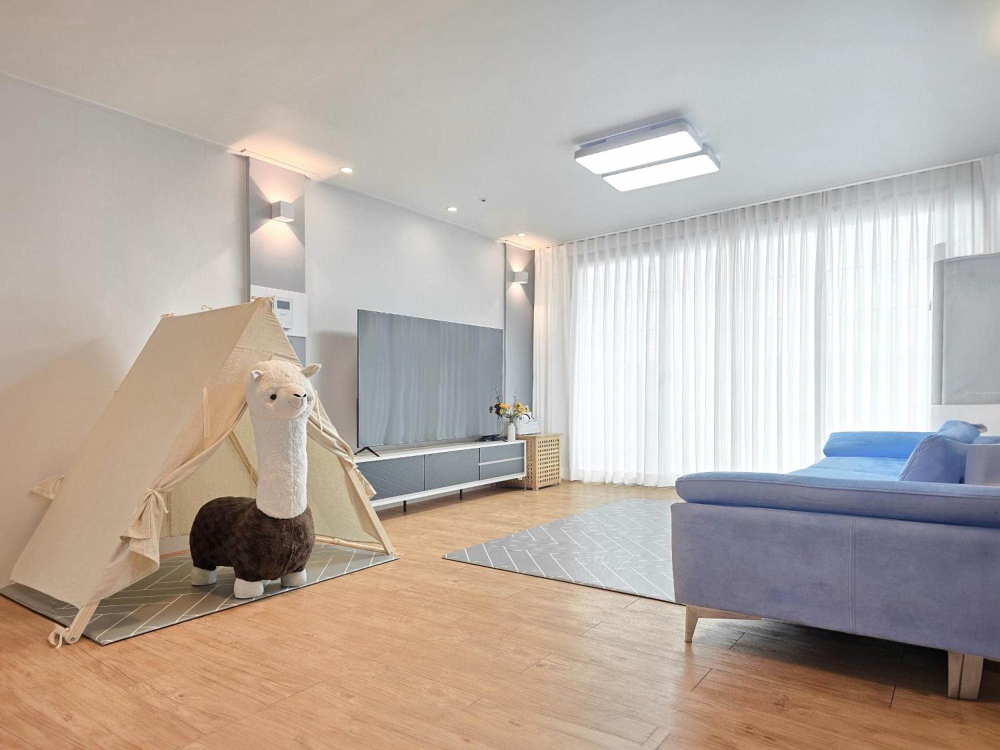 Home Fourest Resort Geoje Εξωτερικό φωτογραφία