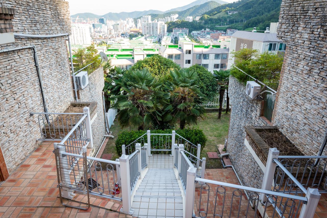 Home Fourest Resort Geoje Εξωτερικό φωτογραφία